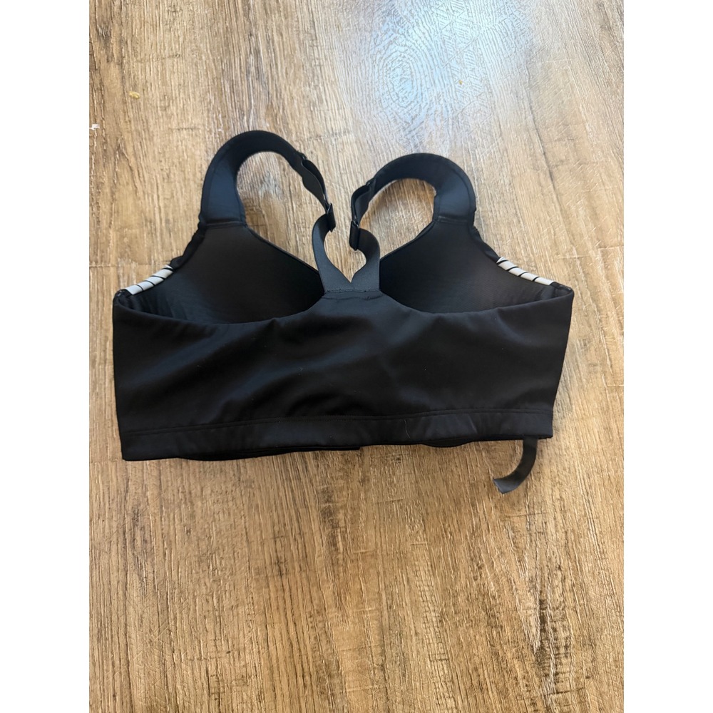 Victoria's Secret On Point Knockout Front Zip Sport Bra Black 32D 111322-QC5
